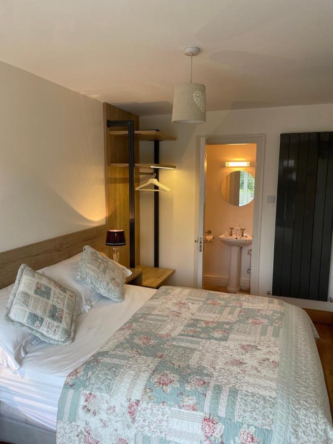 ゴールウェイ The Wave Bed & Breakfast エクステリア 写真