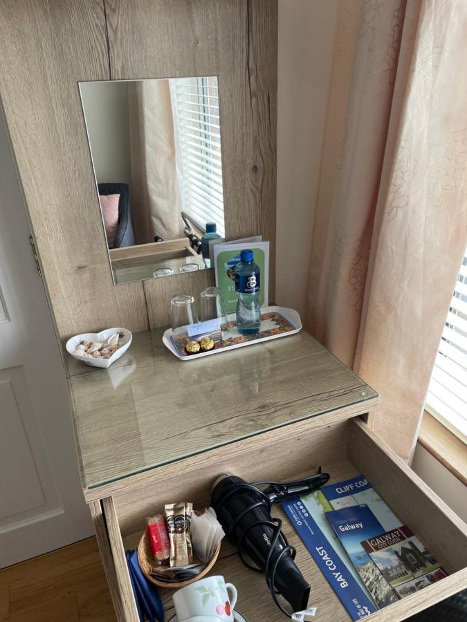 ゴールウェイ The Wave Bed & Breakfast エクステリア 写真